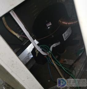 海尔冰箱排水孔疏通图解（海尔冰箱怎么清理排水孔）